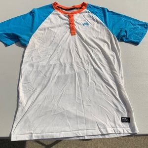 NIKE SB shirt